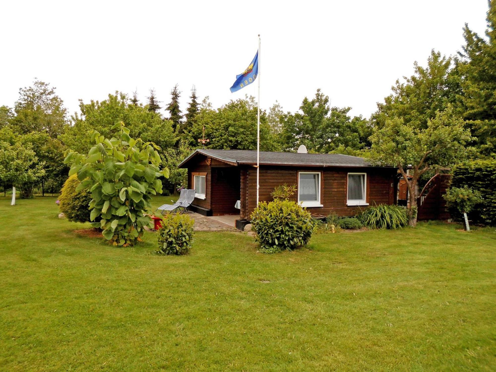 Bungalow und Ferienwohnung auf Rügen Kluis Exterior foto